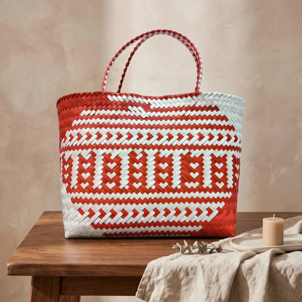 Red & White Woven Bag, Size L